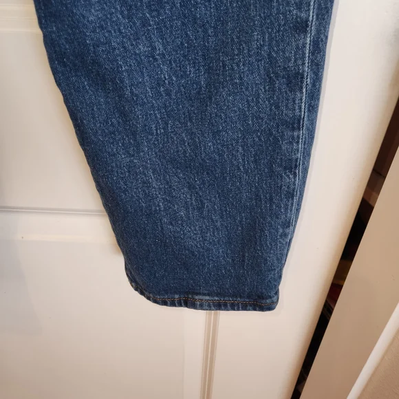 Madewell Curvy Perfect Vintage Straight Jean Size 29T Medium Wash 5 Pocket Style - Picture 5 of 14